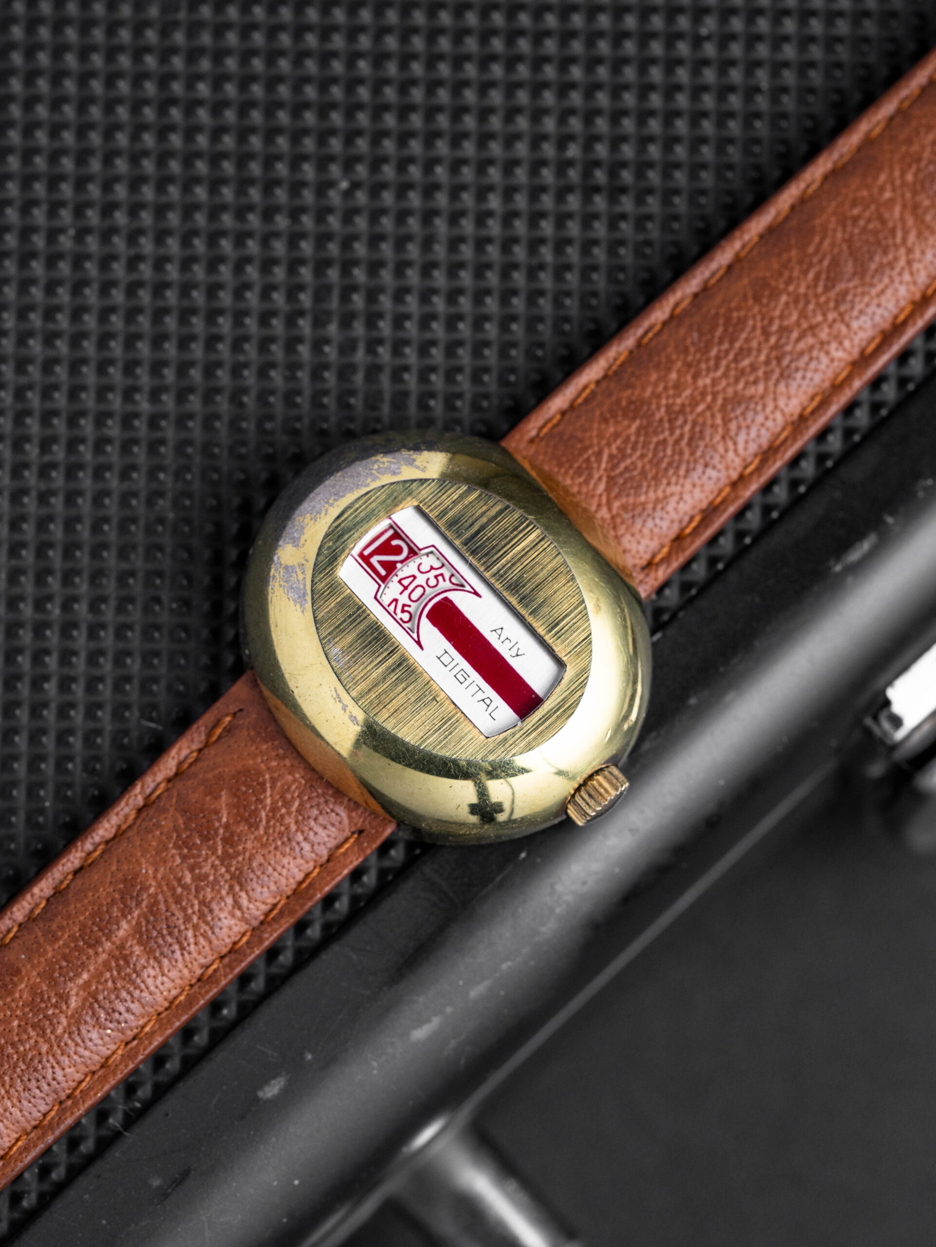 arly digital jump hour vintage mechanical watch arly digital jump hour vintage mechanical watch