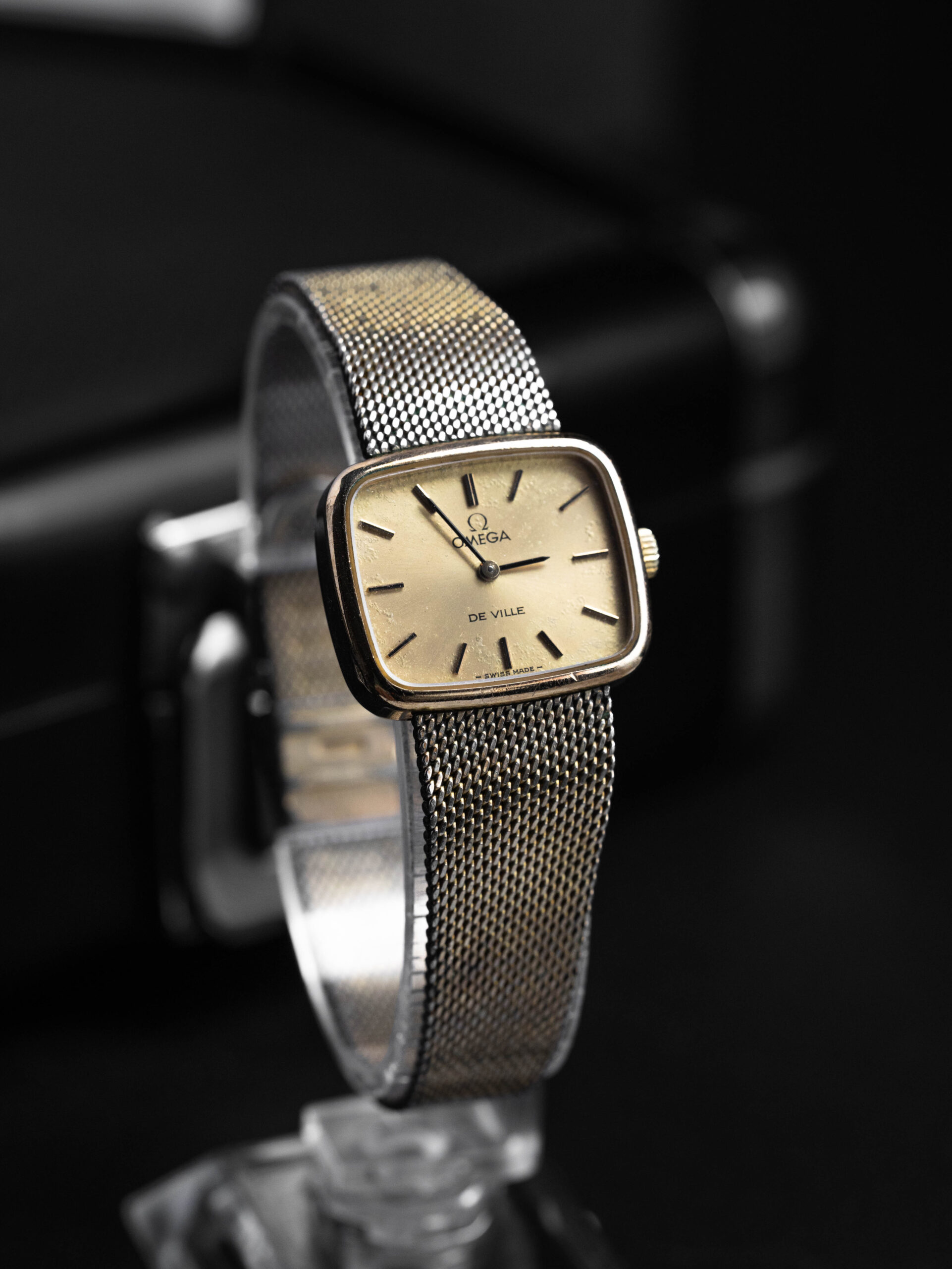 omega de ville vintage patinated gold dial manual 1970s omega de ville vintage patinated gold dial manual 1970s