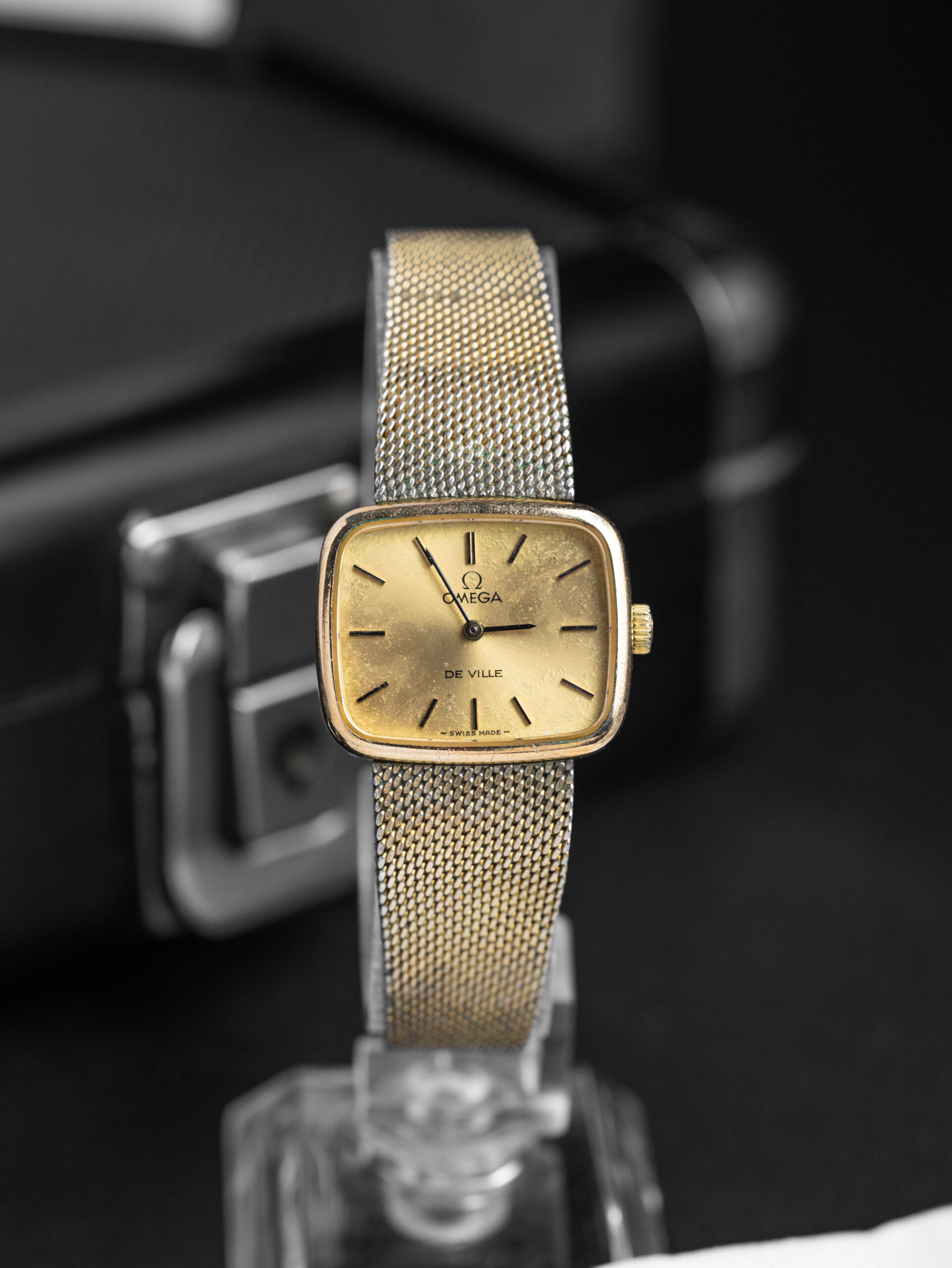 omega de ville vintage patinated gold dial manual 1970s omega de ville vintage patinated gold dial manual 1970s