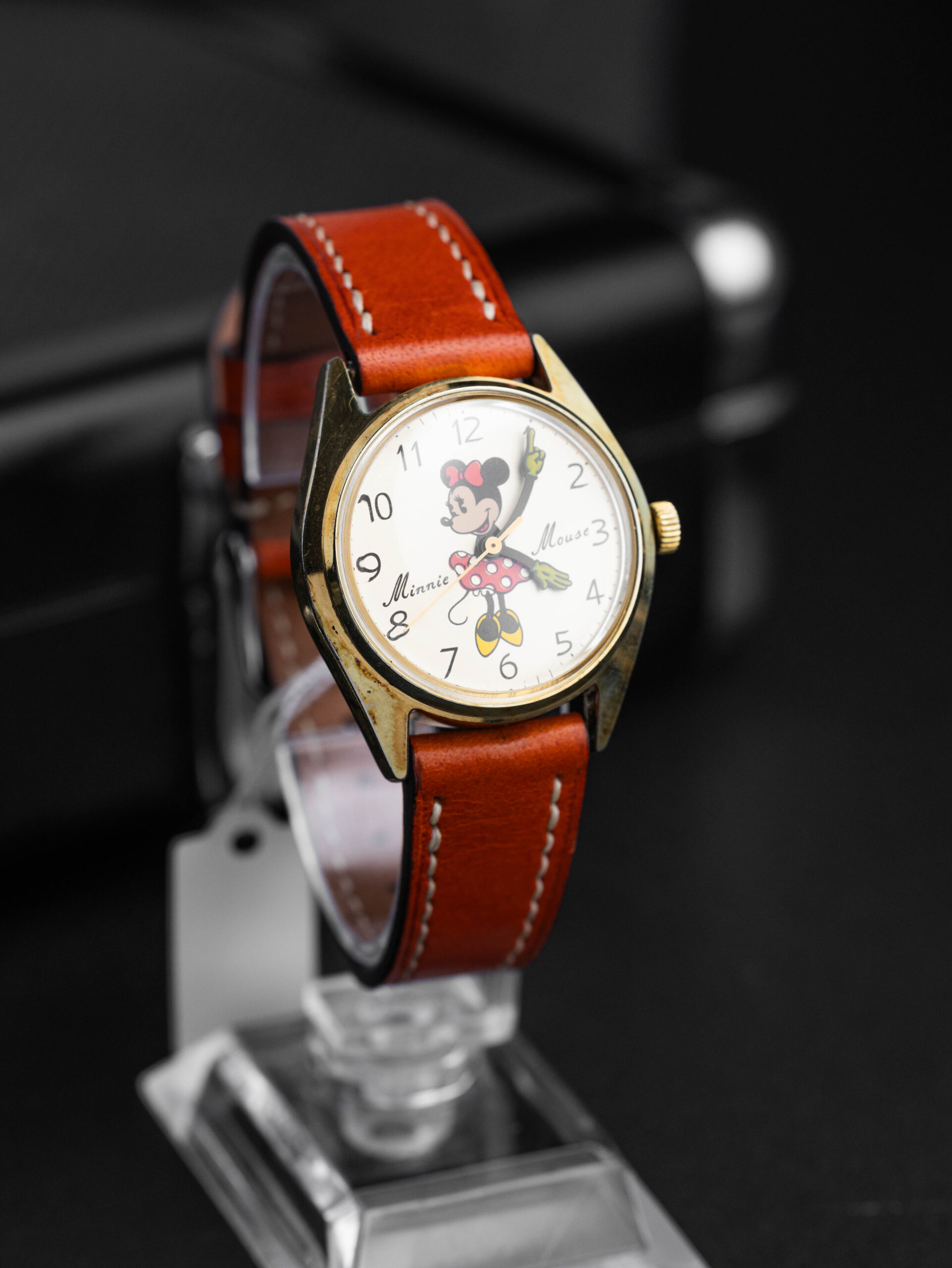 minnie mouse manual wind character watch minnie mouse manual wind character watch