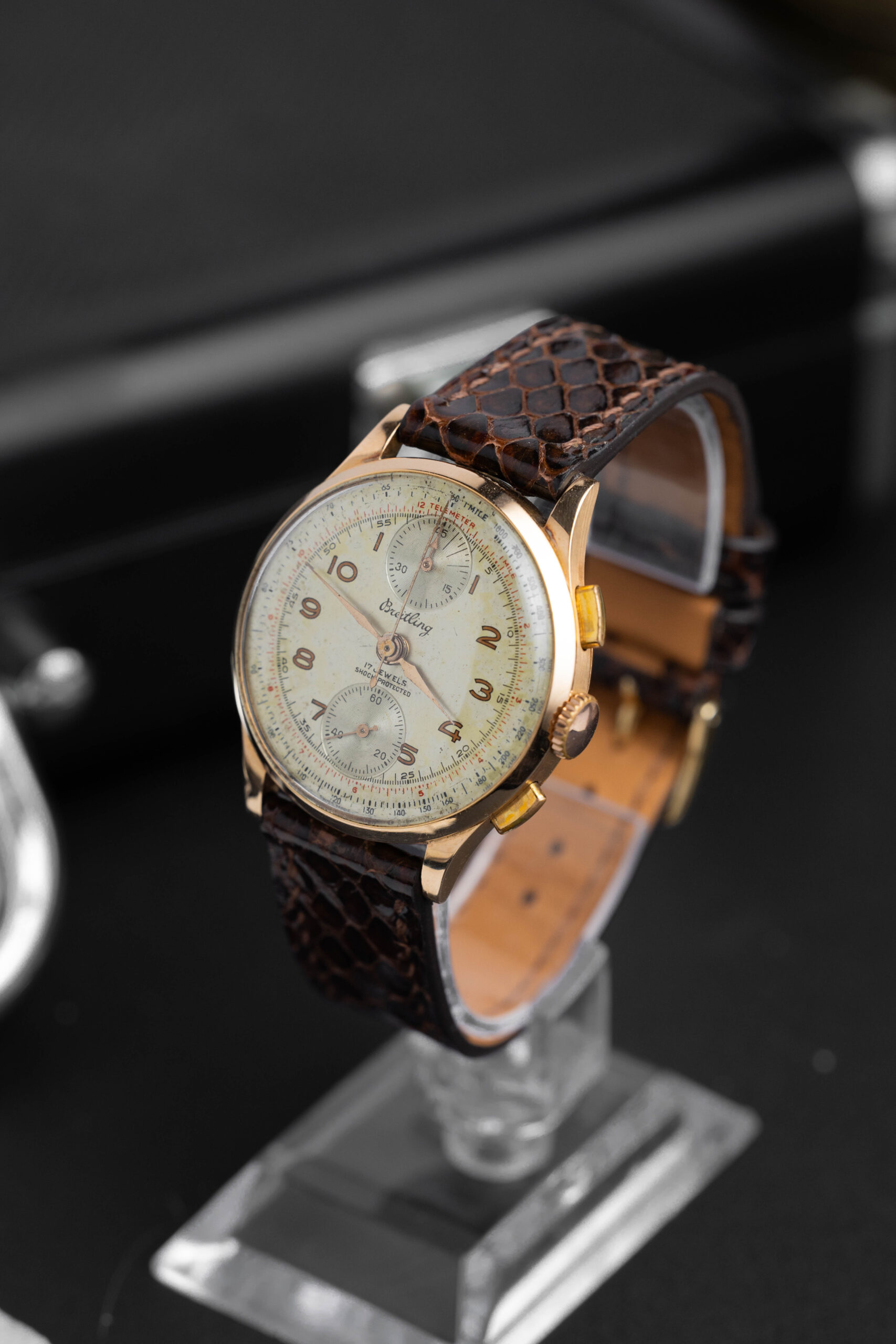 breitling vintage chronograph ref. 171 18k rose gold breitling vintage chronograph ref. 171 18k rose gold