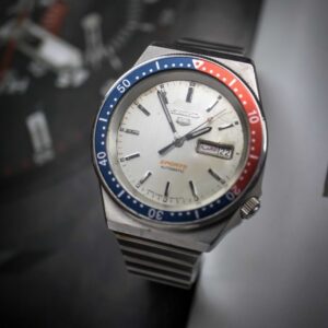 seiko 5 ref. 6309 8360 white skin diver watch